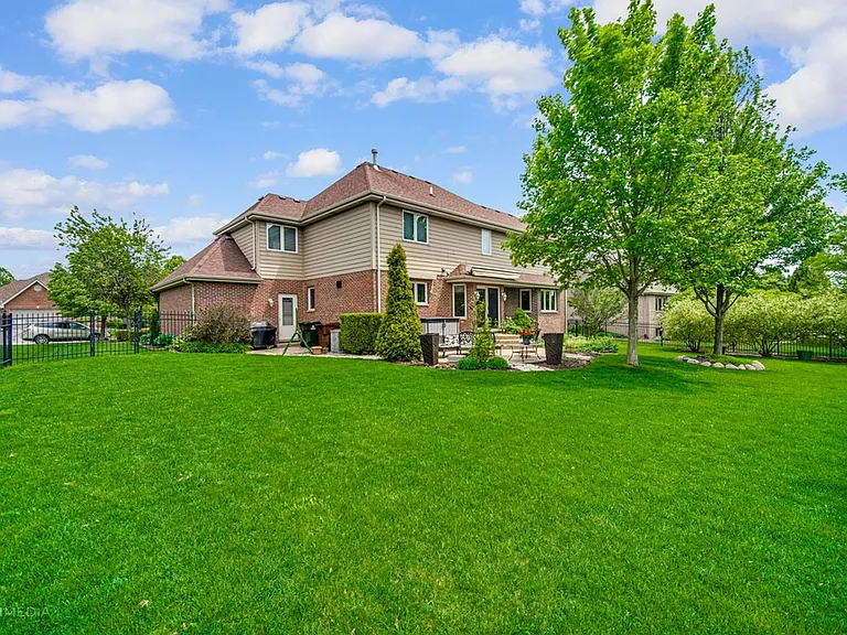 22512 Merritton Rd — Photo 8
