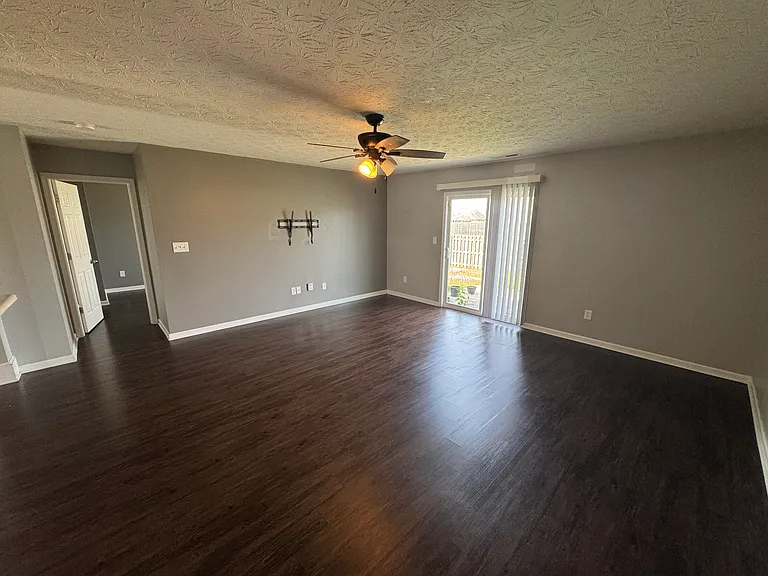 2584 Shadowbrook Trce — Photo 10
