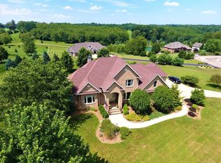 10575 Summer Ln, Mount Vernon, OH 43050