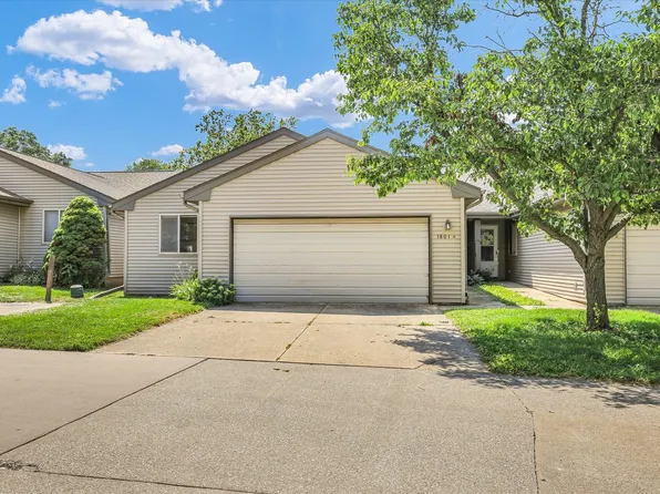 1801 Glenwood Oaks Ct APT A, Urbana, IL 61801