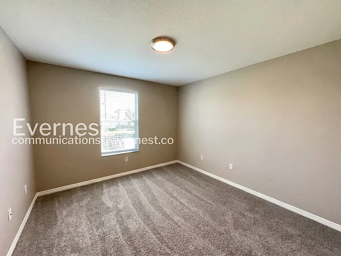 11211 Flora Springs Dr — Photo 18