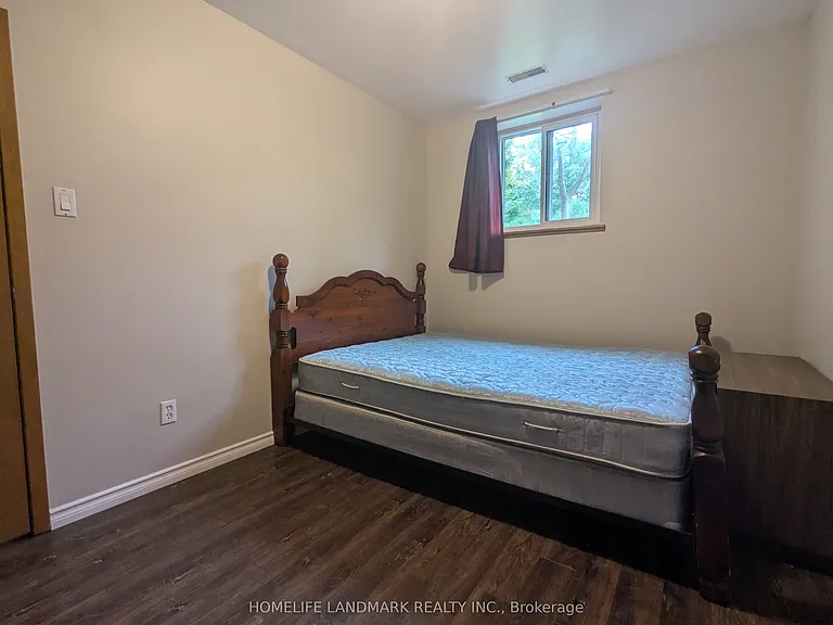 195 Carter Ave #LOWER — Photo 18