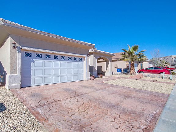 3rd image of 3119 Blue Dirt Cir