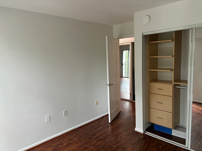 700 7th St SW #607 — Photo 10