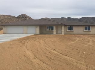 15445 Laguna Seca, Apple Valley, CA 92307