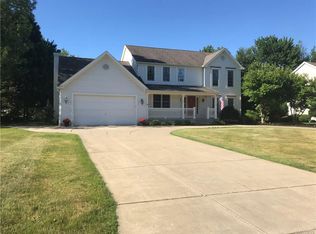 19 Brentwood Cmn, Orchard Park, NY 14127