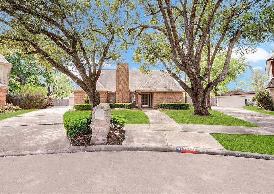 1st image of 11538 Meadow Lake Drive
