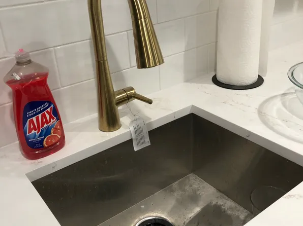 1039 Herkimer Street image 3 of 14