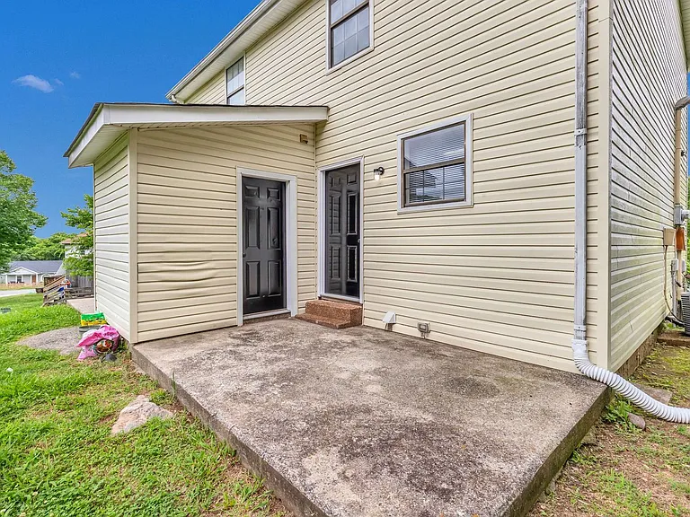 2439 Paulawood Dr — Photo 18