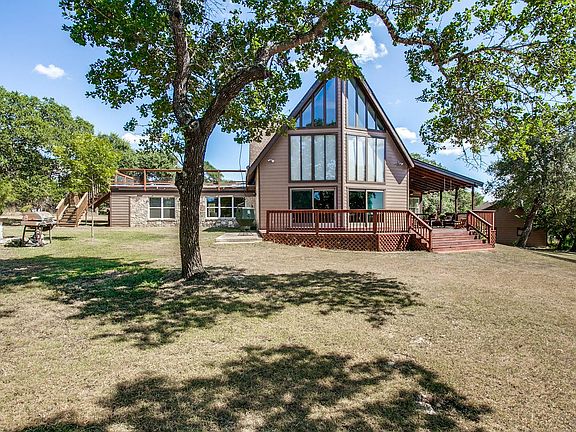 3rd image of 130 Oak View Dr