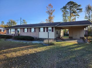 1212 Basstown Rd, Clinton, NC 28328