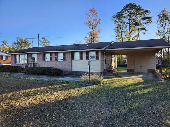 1212 Basstown Rd, Clinton, NC 28328