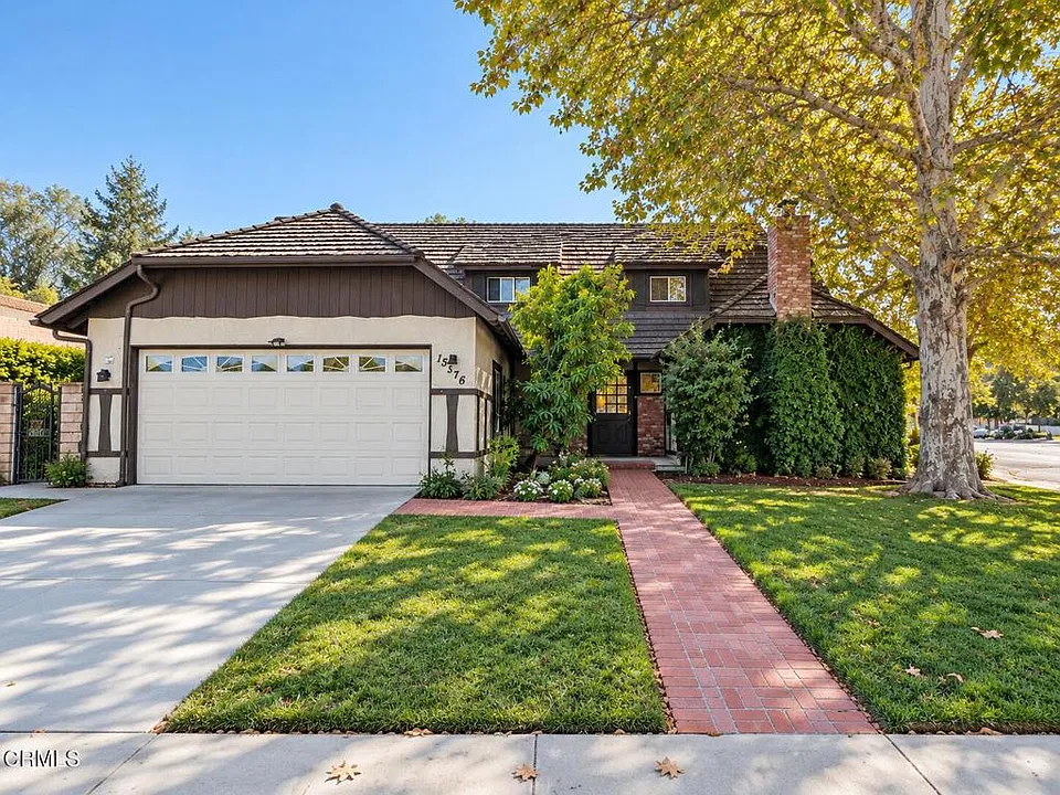 15376 Valley Vista Blvd