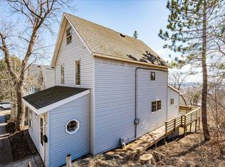 305 N 18 1/2 Ave W, Duluth, MN 55806