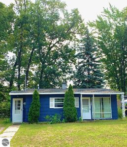 429 Davis St, Traverse City, MI, 49686