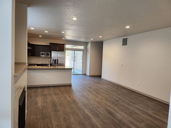 3rd image of 16474 Carter Ct #A