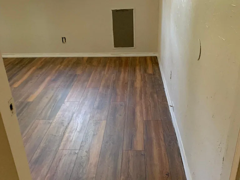 504 Belmont St — Photo 20