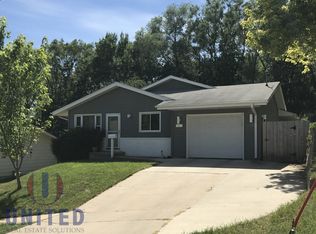 111 S Casselman St, Sioux City, IA 51103
