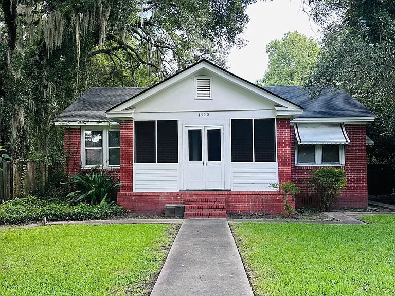 Well maintained brick home