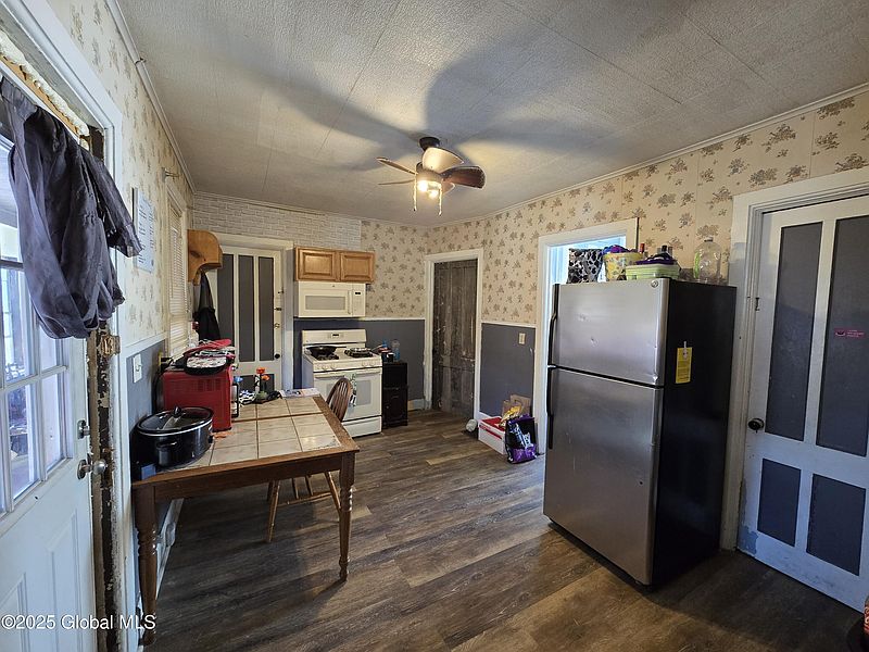 2nd image of 9 Mc Kinley Place