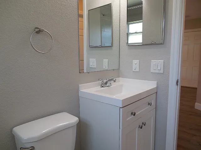 9300 Whitman Ln — Photo 11