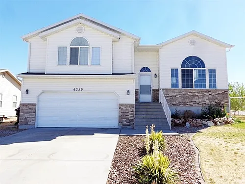 6359 W Liza Ln Photo 1