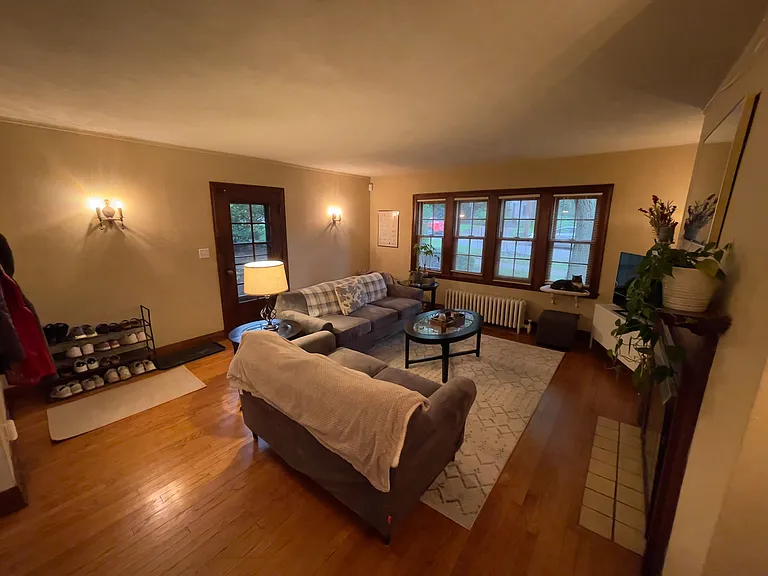 2226 Kendall Ave — Photo 12