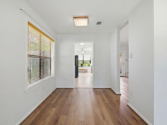 5th image of 3912 Sierra Ct