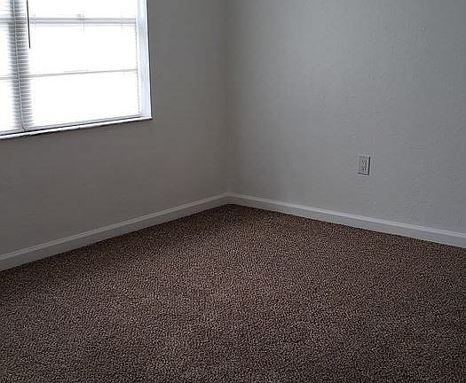 3rd image of 704 N Maryland Ave