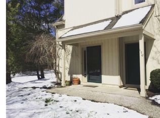 170 Woodlake Dr, Marlton, NJ 08053