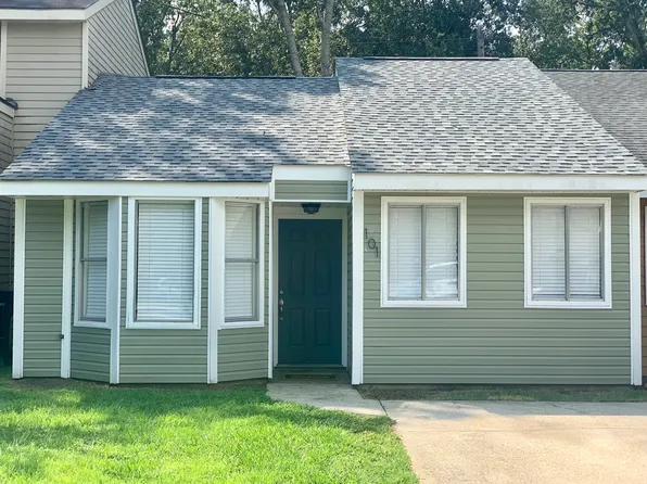 14216 Woodlands Dr Unit 101, Hammond, LA 70401