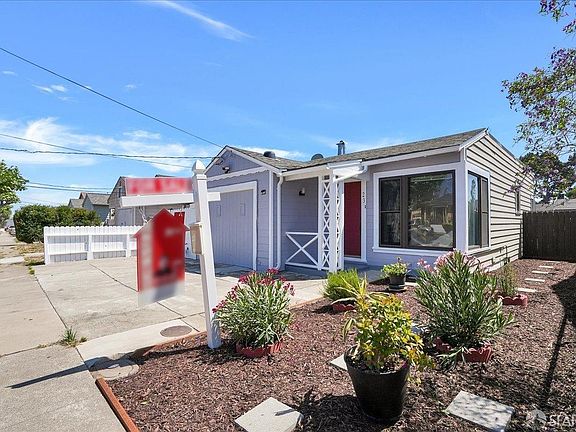 2nd image of 23 Pacific Ave