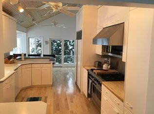 1630 Sunset Dr, Muskegon, MI 49445