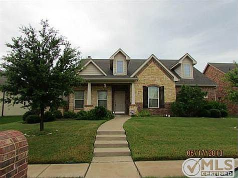 3rd image of 104 Harvest Hill Ln