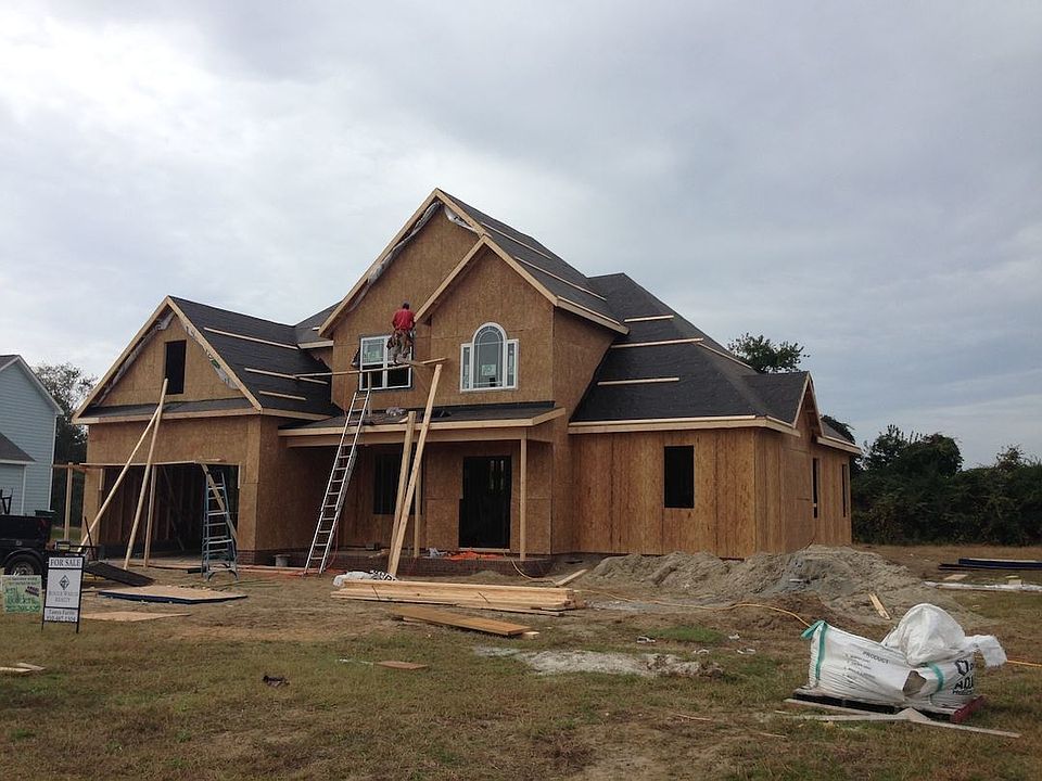 2nd image of 702 Camp View Drive