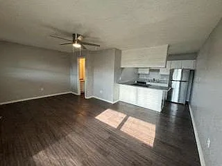 Sheridan Square Apartments — Photo 31