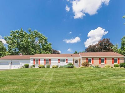 40 Greenvale Rd, Westminster, MD 21157