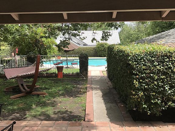 4th image of 19501 Shirley Ct