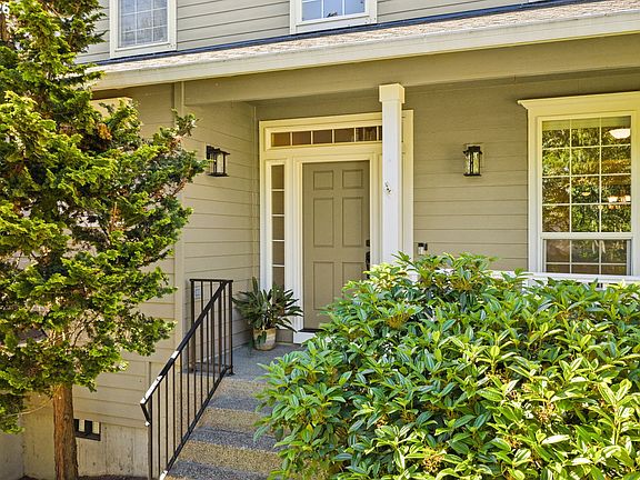 2nd image of 3208 SW Luradel St