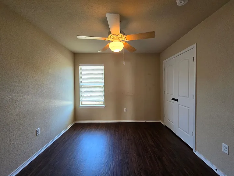 203 Anne Louise Dr — Photo 14