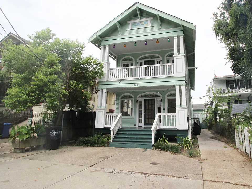3324 Napoleon Ave