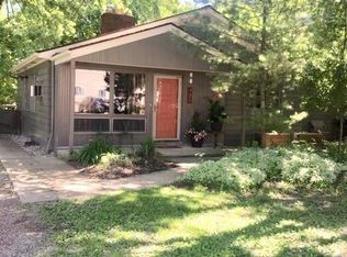 480 E Shore Dr, Whitmore Lake, MI