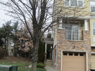 162 Brittany Ct #211, Clifton, NJ 07013