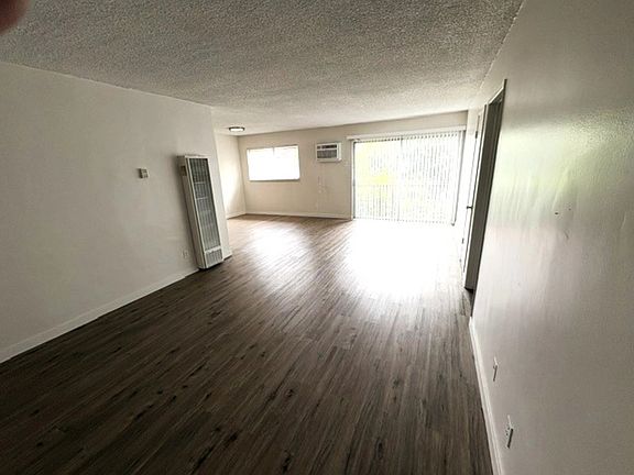 3rd image of 540 Solano Ave APT 305