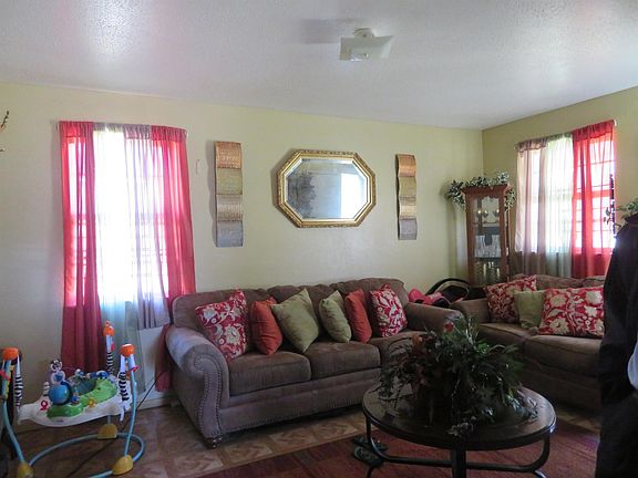 4th image of 1137 E Parkway Ave