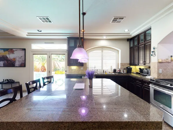 6414 Screaming Eagle Ave, Las Vegas, NV 89139