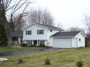60 Beaman Rd, Rochester, NY 14624