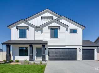 223 Golden Citrine Ave, Caldwell, ID 83605