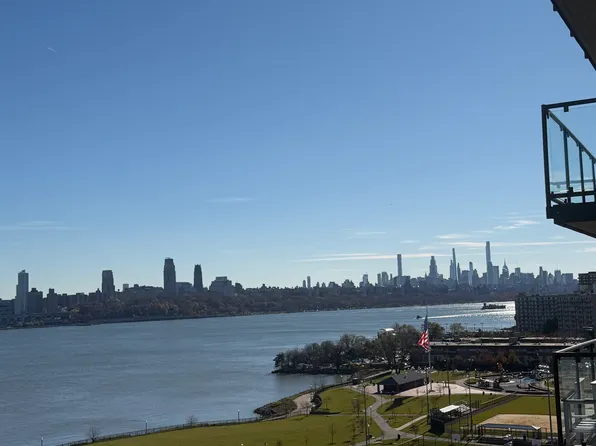 1203 River Road image 2 of 29