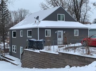 1412 N 6th St #1, Mankato, MN 56001